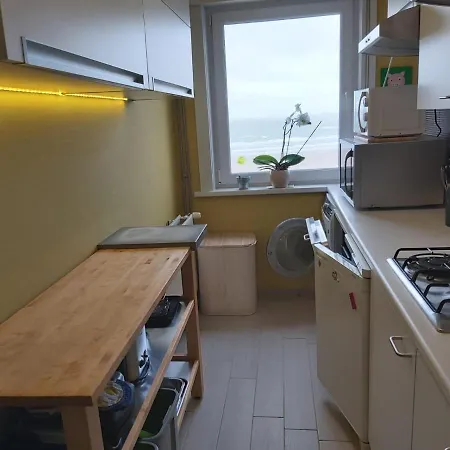 Met Zeezicht Lägenhet