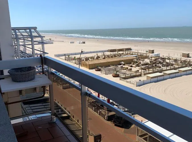 Apartment Met Zeezicht Blankenberge